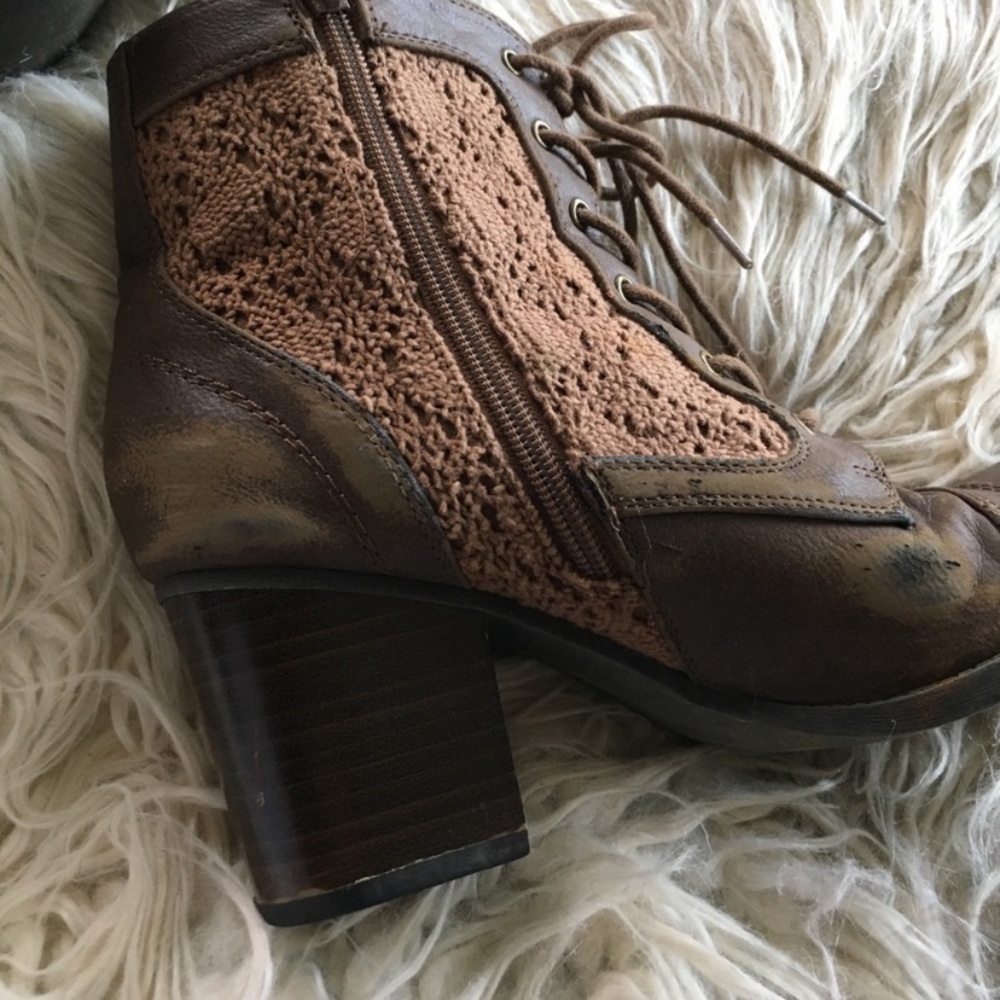 Francescas Boots - Picture 5 of 5